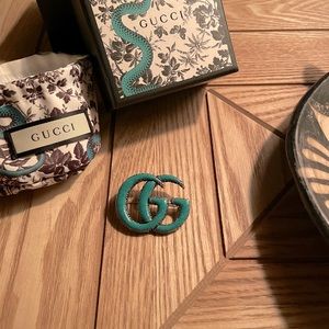 GUCCI Sterling Silver Enamel GG Brooch Turquoise